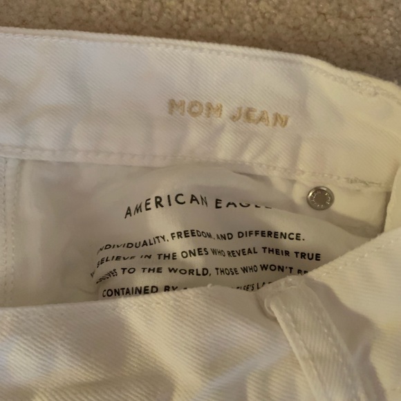 American Eagle mom jeans - Picture 4 of 12